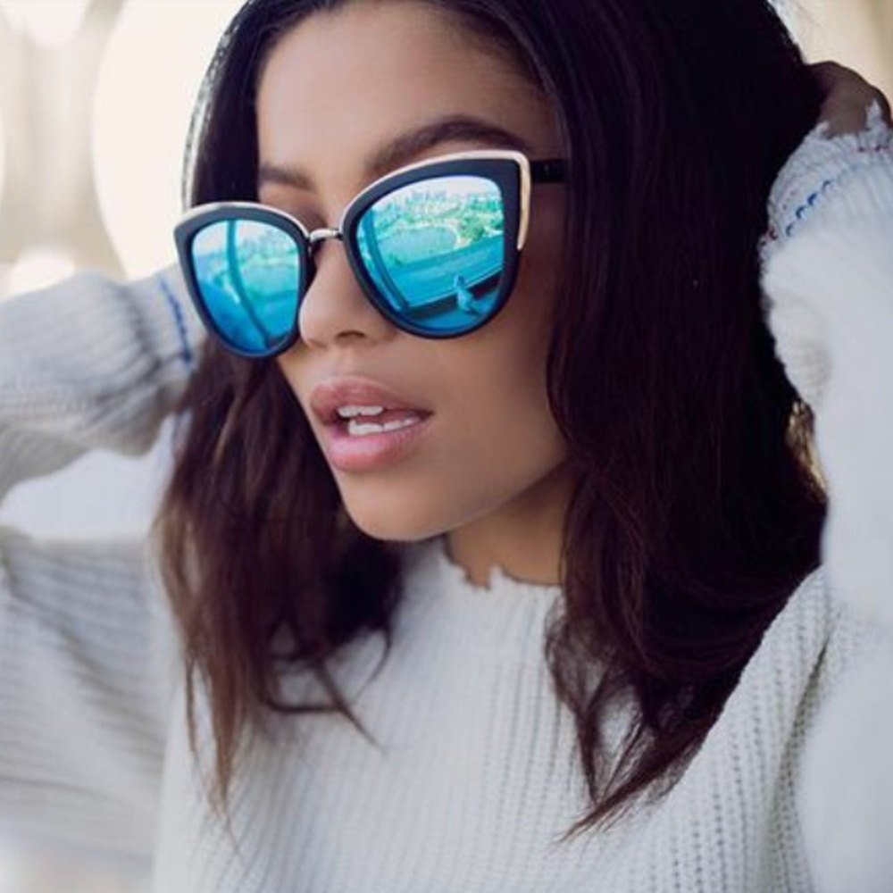 NWOT Quay My Girl sunglasses